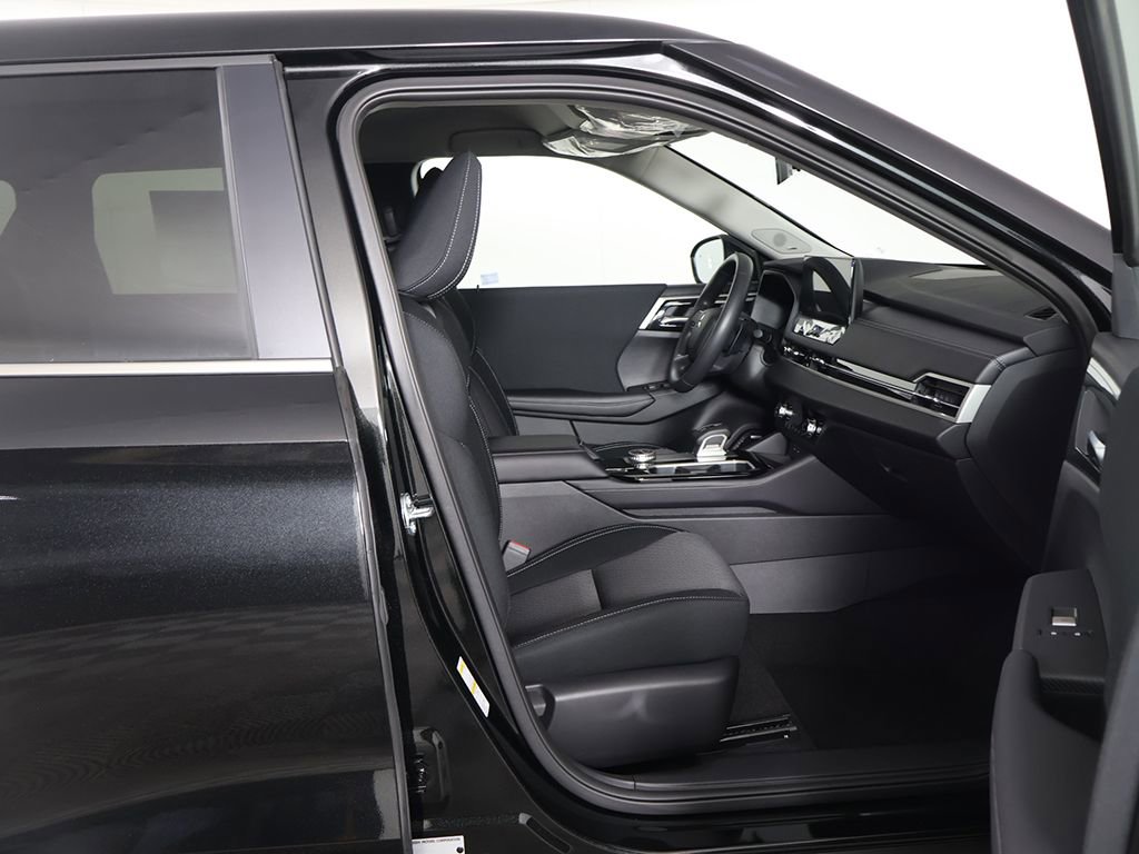 New 2026 Mitsubishi Outlander ES FWD image 27