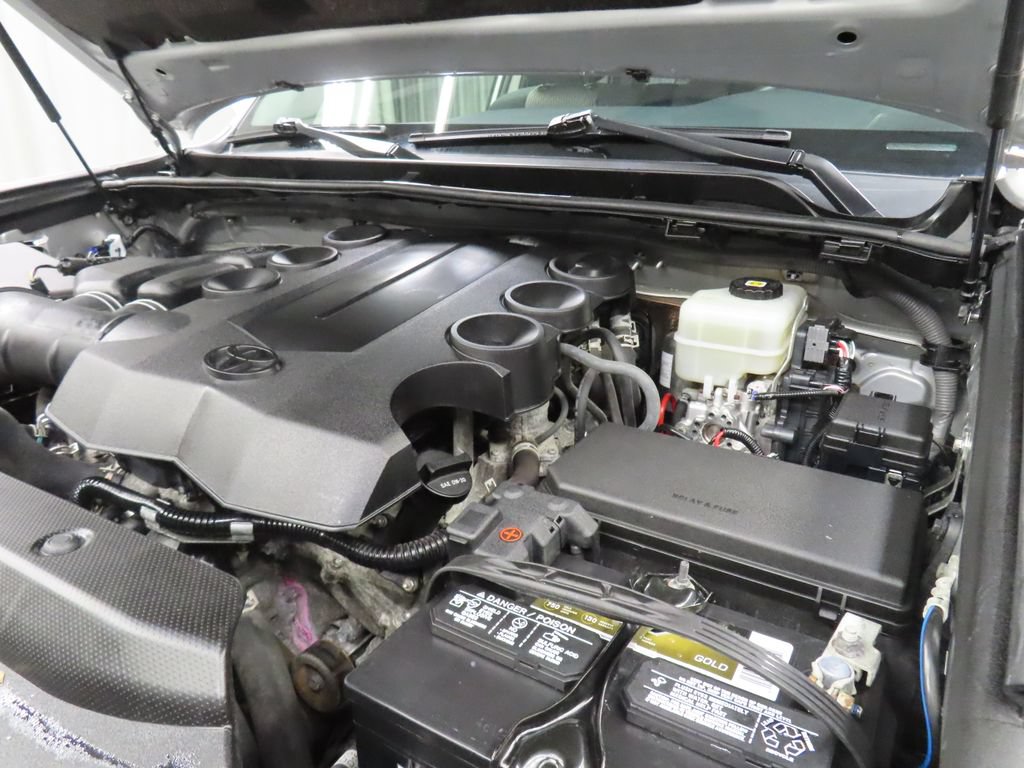 Used 2021 Toyota 4Runner SR5 AWD/4WD image 20