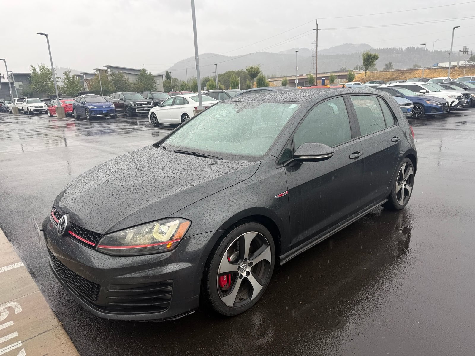 Used 2016 Volkswagen GTI SE w/ Lighting Package (SEL)