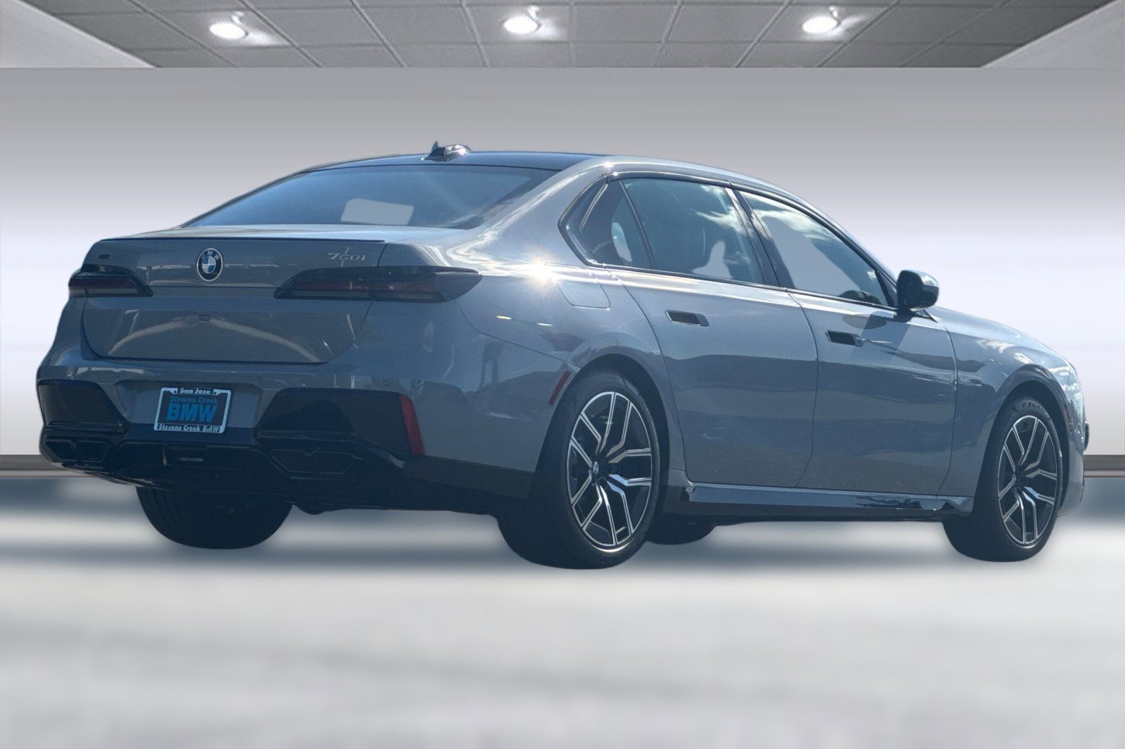 New 2025 BMW 760i xDrive image 8