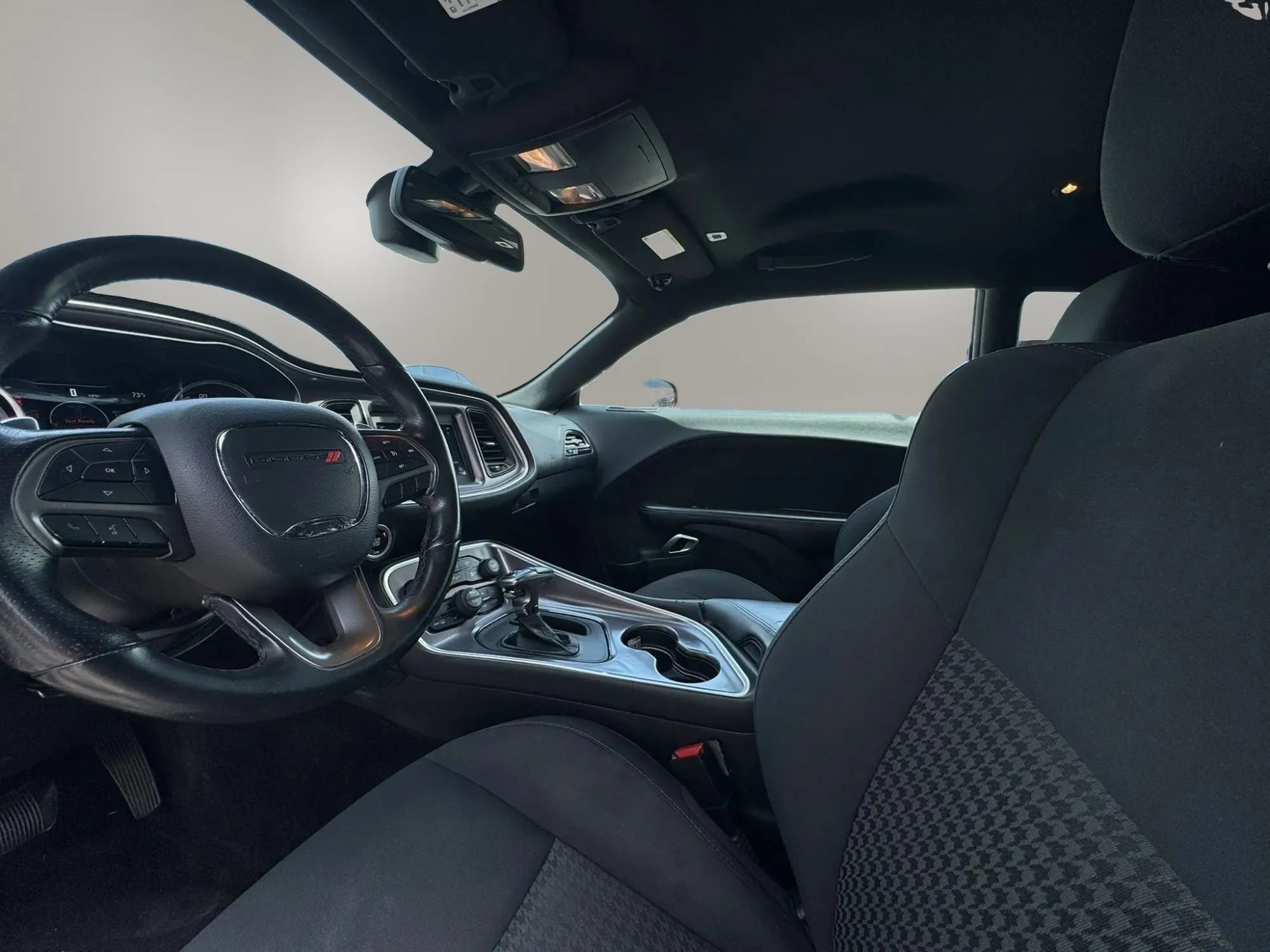 Used 2019 Dodge Challenger R/T RWD image 10