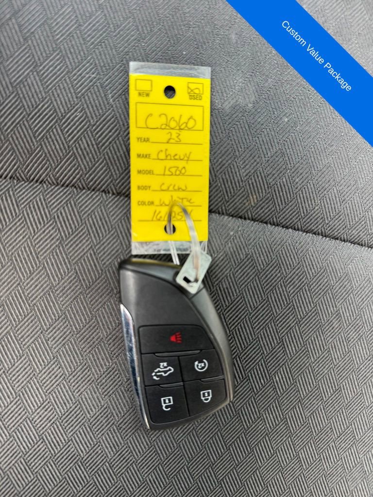 Used 2023 Chevrolet Silverado 1500 Custom image 8