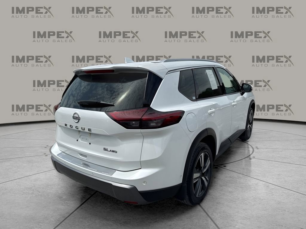 Used 2024 Nissan Rogue SL w/ SL Premium Package AWD/4WD image 5