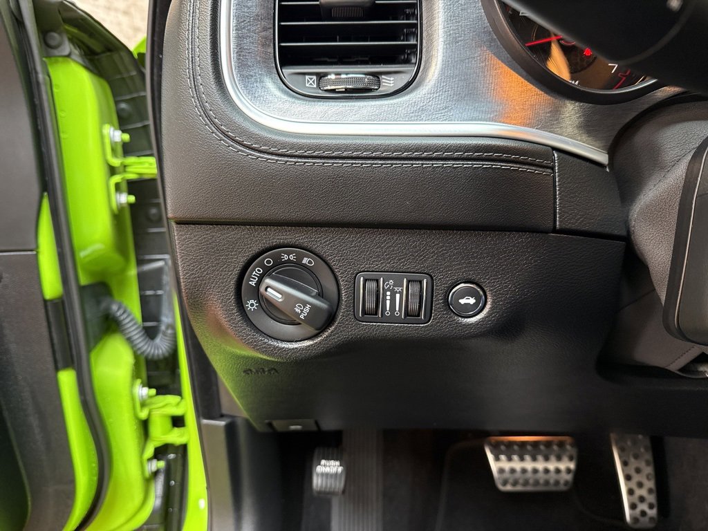 Used 2023 Dodge Charger Scat Pack w/ Daytona Edition Group image 30