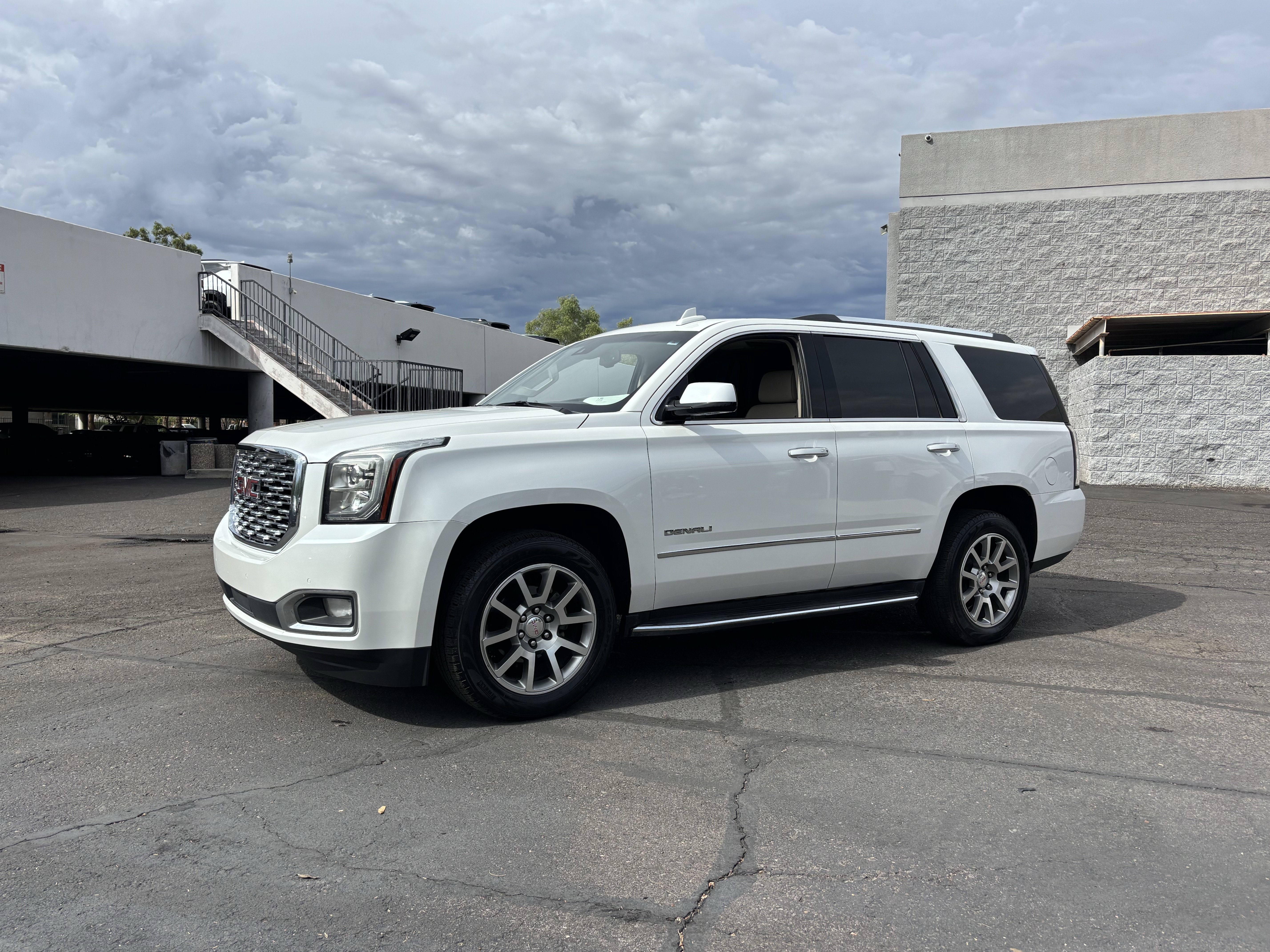 Used 2018 GMC Yukon Denali w/ Open Road Package AWD/4WD image 6