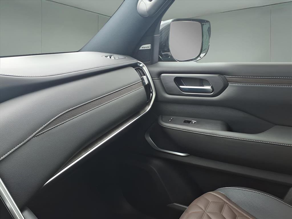 New 2026 Nissan Armada Platinum image 22