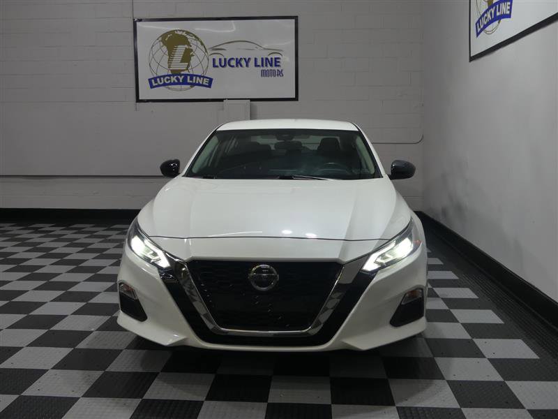 Used 2020 Nissan Altima 2.5 SR image 2