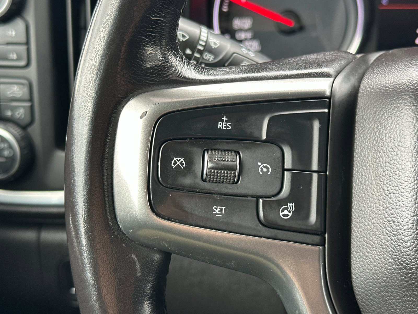 Used 2020 Chevrolet Silverado 1500 RST image 27