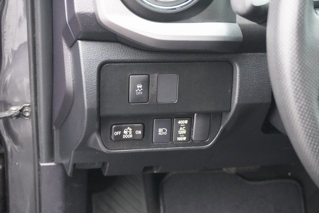 Used 2021 Toyota Tacoma TRD Sport image 17