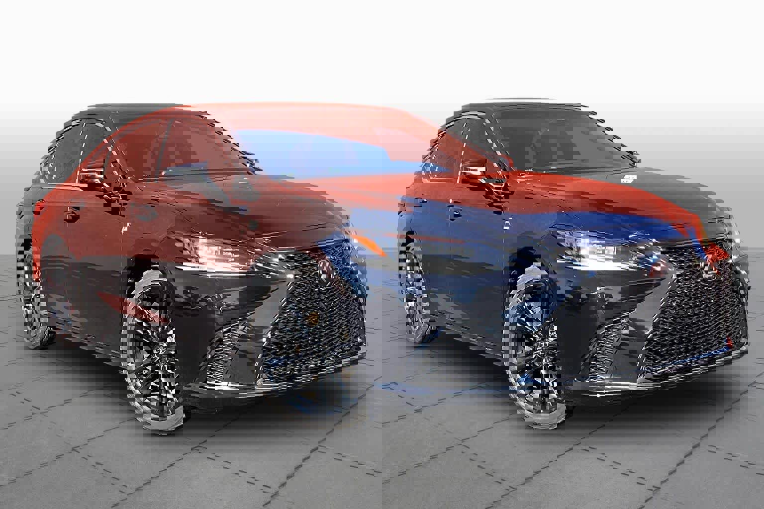 Used 2023 Lexus ES 300h F Sport w/ Accessory Package (Z2) FWD image 2