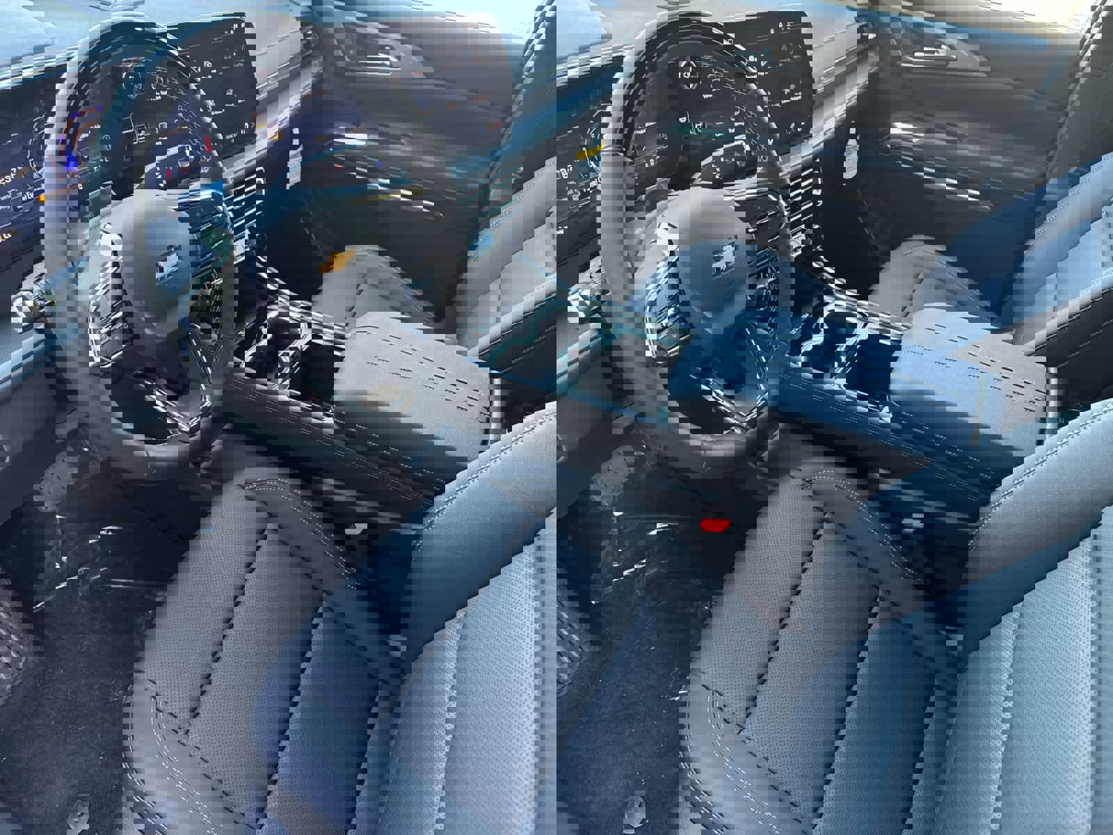 New 2026 Chevrolet Traverse LT w/ Enhanced Driving Package image 9