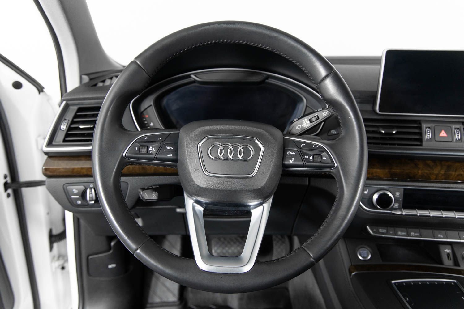 Used 2020 Audi Q5 2.0T Premium Plus w/ Premium Plus Package image 30