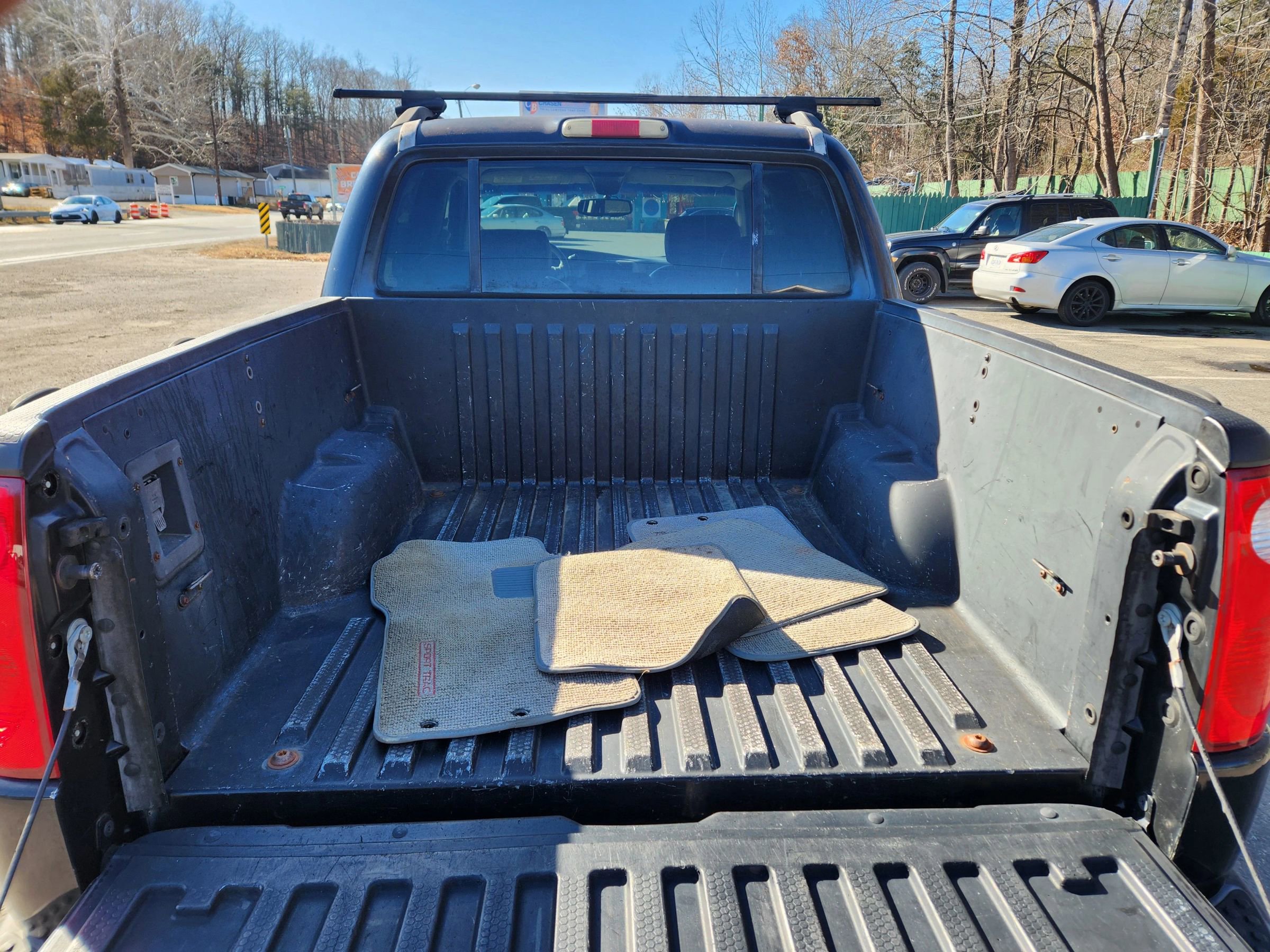 Used 2003 Ford Explorer Sport Trac XLS image 14