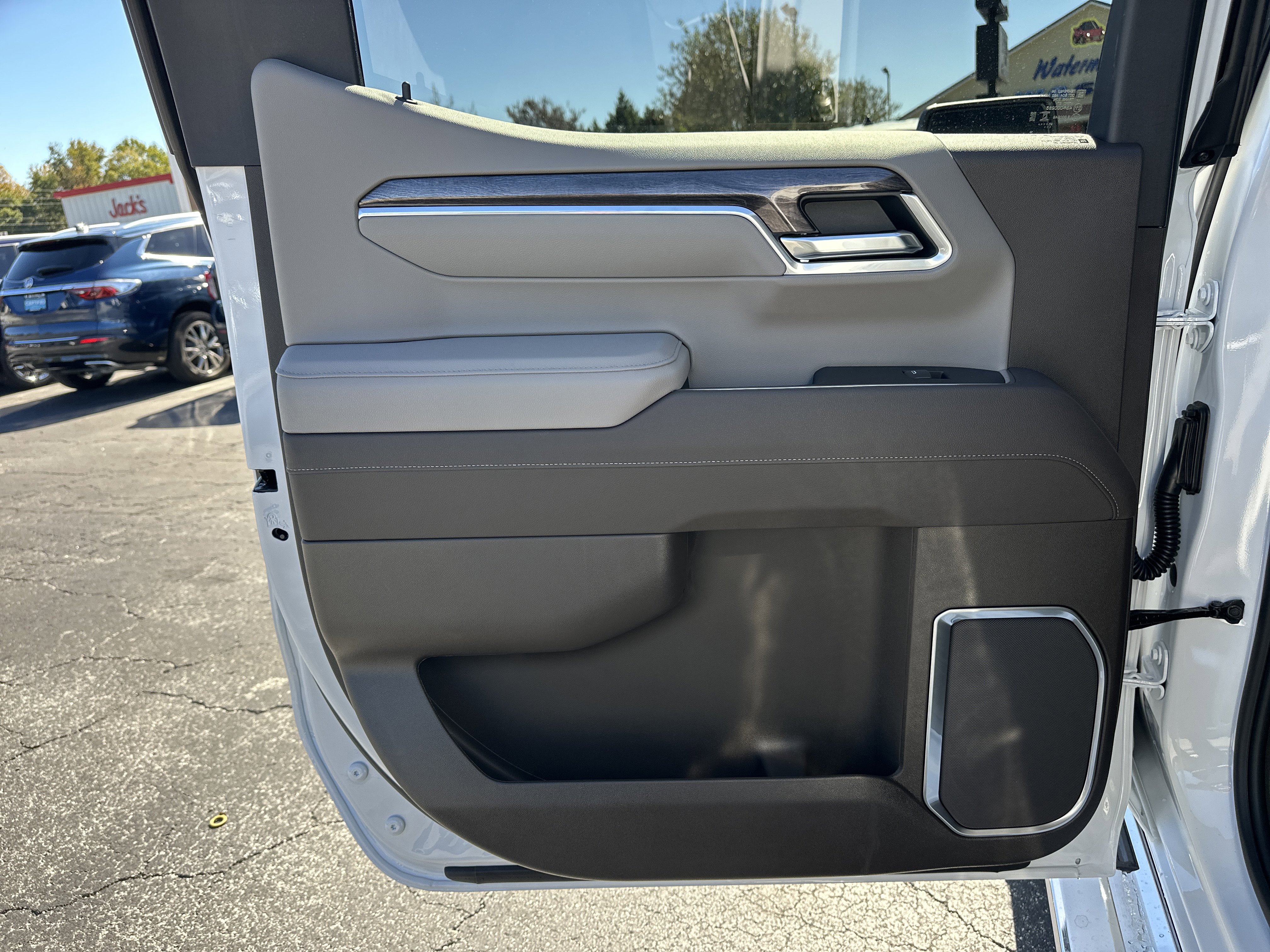 New 2026 Chevrolet Silverado 1500 LTZ image 23