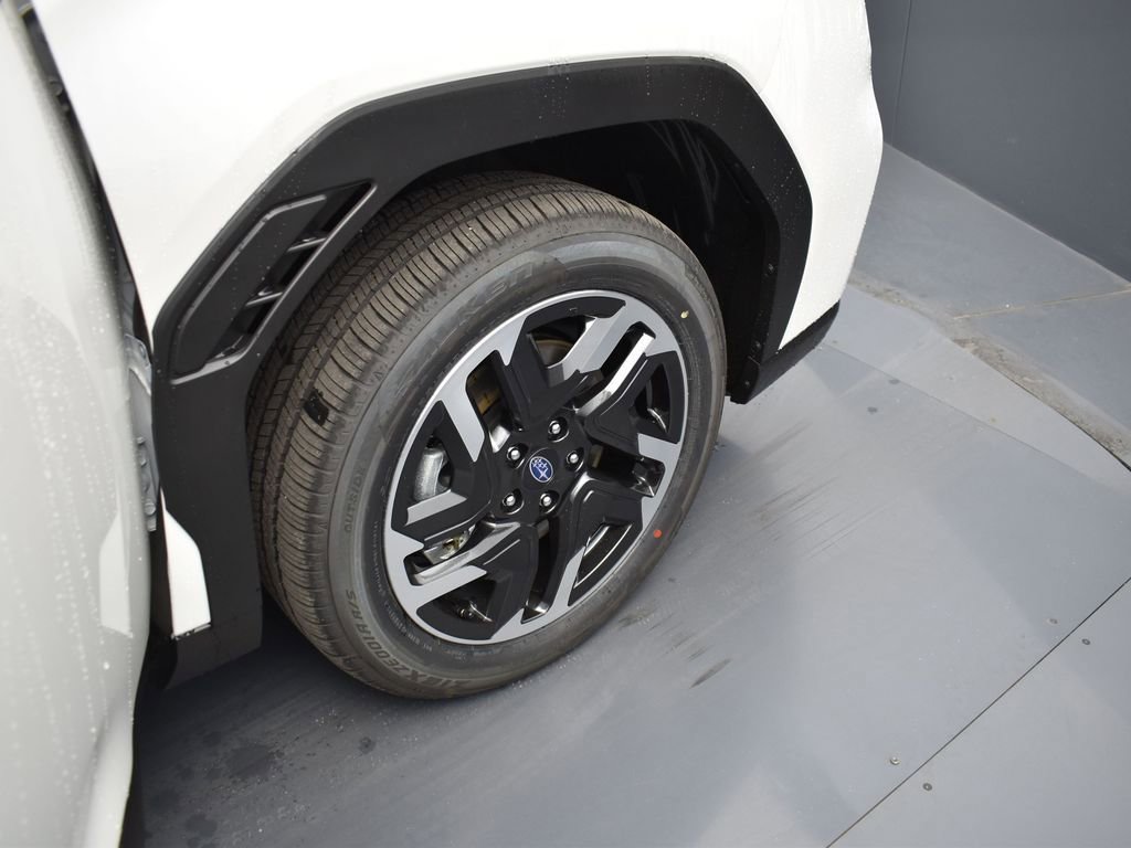 New 2025 Subaru Forester Limited image 27