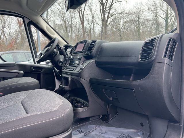 Used 2024 RAM ProMaster 2500 w/ Convenience Group image 30