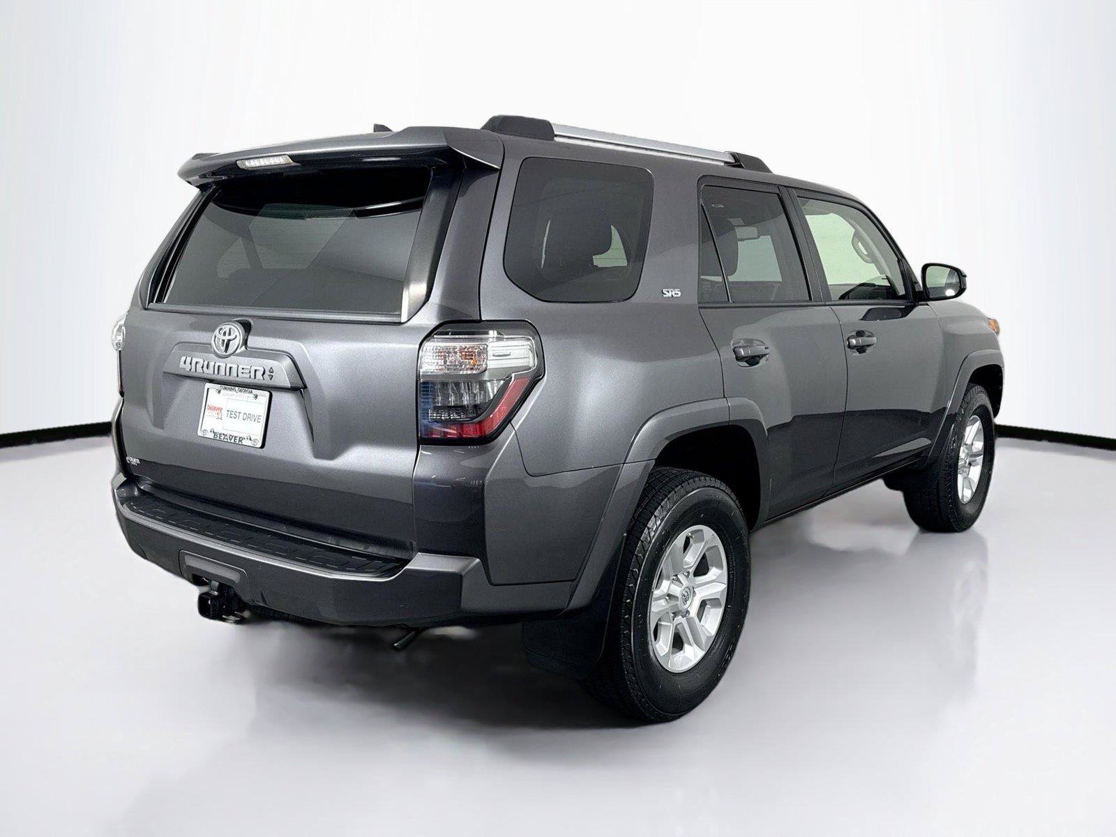 Used 2021 Toyota 4Runner SR5 AWD/4WD image 2
