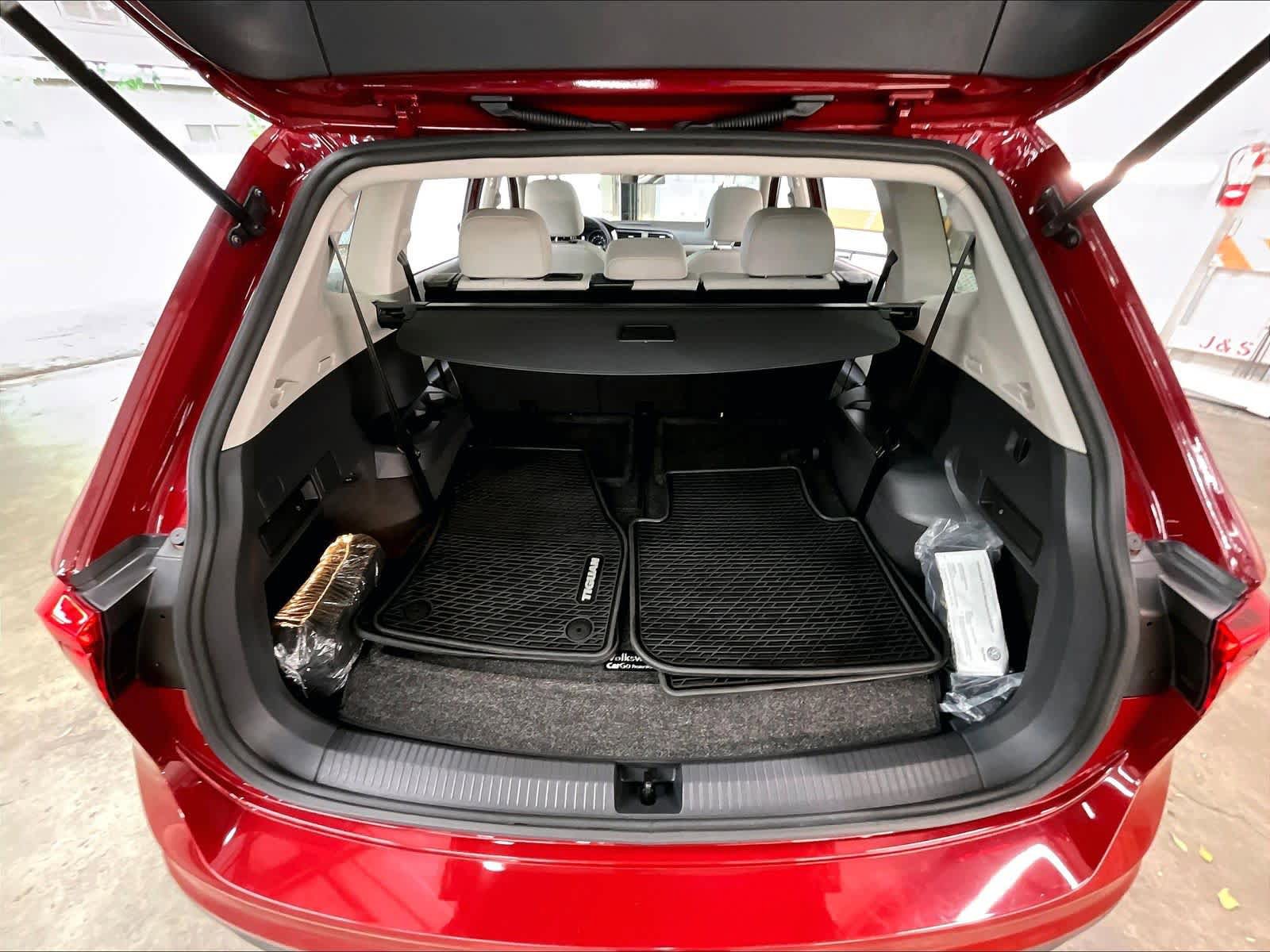 Used 2019 Volkswagen Tiguan SE w/ Panoramic Sunroof Package AWD/4WD image 30