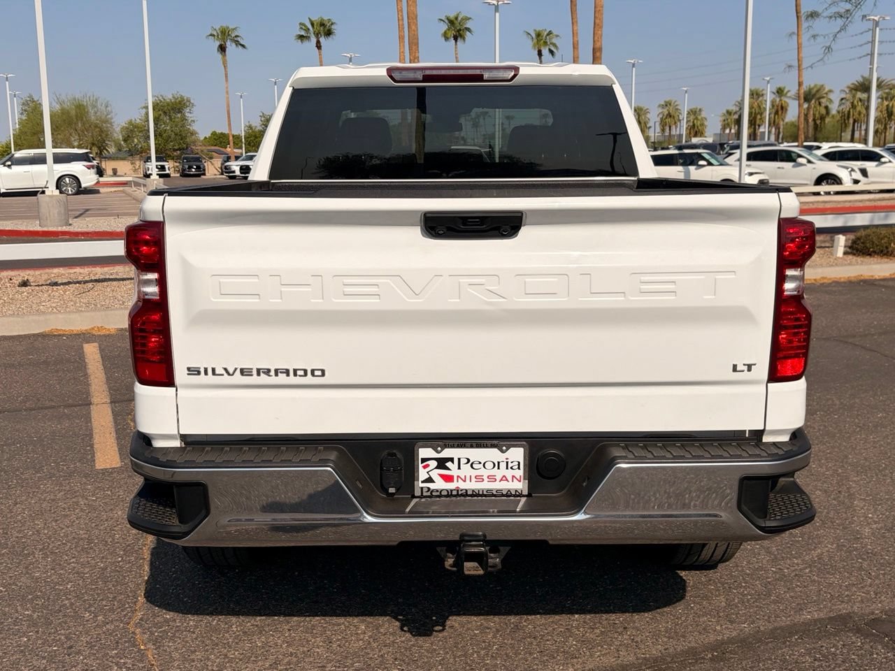 Used 2022 Chevrolet Silverado 1500 LT RWD image 5