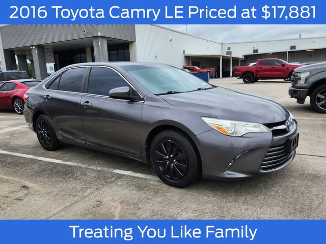 Used 2016 Toyota Camry LE FWD video 1
