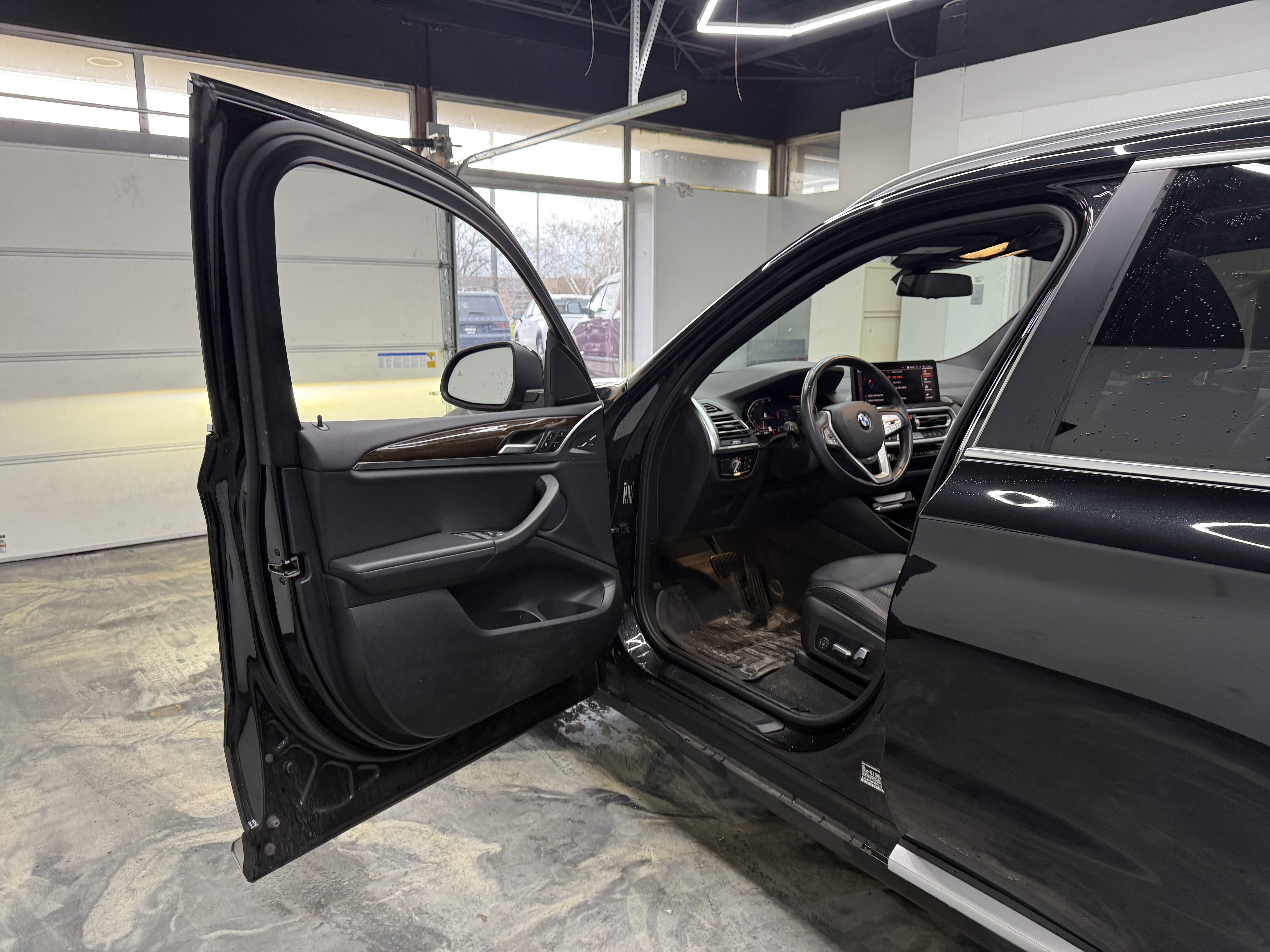 Used 2023 BMW X3 xDrive30i w/ Premium Package image 9