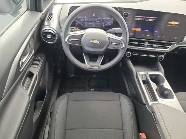 New 2026 Chevrolet Equinox EV LT w/ LPO, Blackout Package image 17