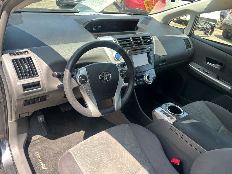 Used 2012 Toyota Prius V Two FWD image 8