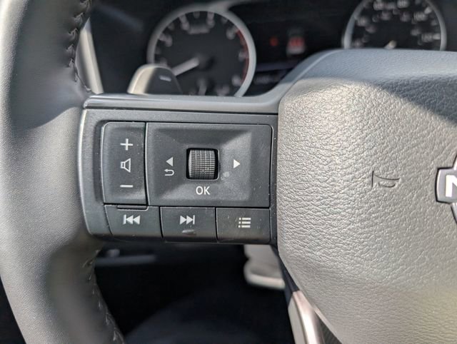 Used 2025 Nissan Rogue SV w/ SV Premium Package AWD/4WD image 14