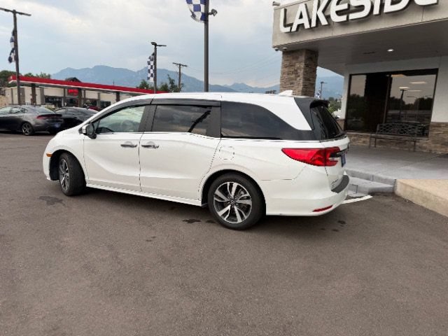 Used 2023 Honda Odyssey Touring image 5