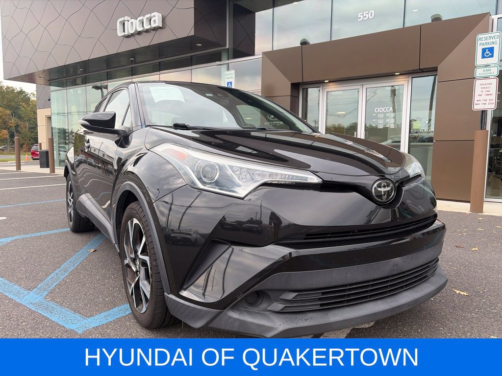 Used 2019 Toyota C-HR XLE FWD image 1