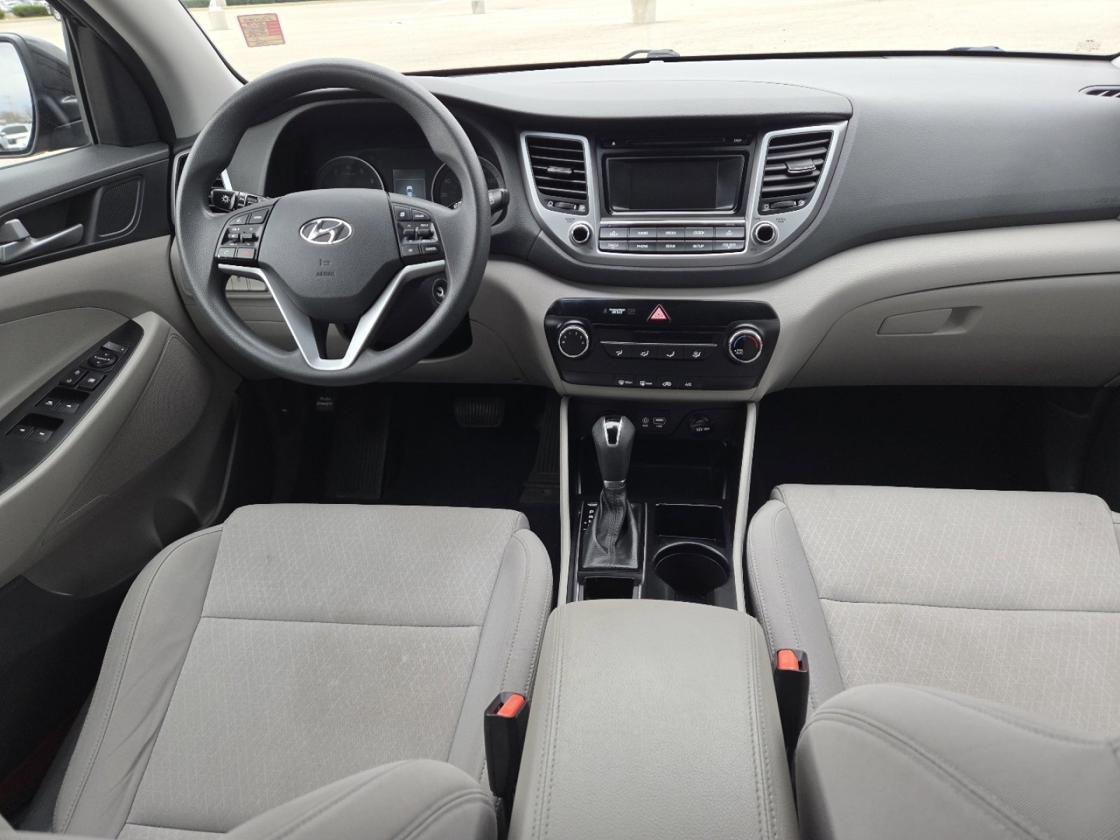 Used 2017 Hyundai Tucson SE image 19