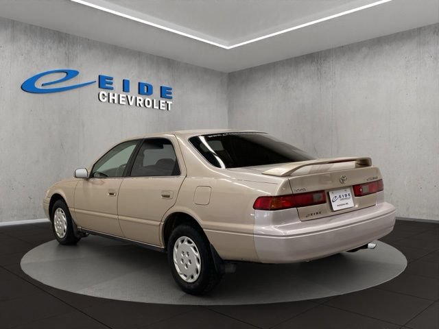 Used 1998 Toyota Camry LE FWD image 4