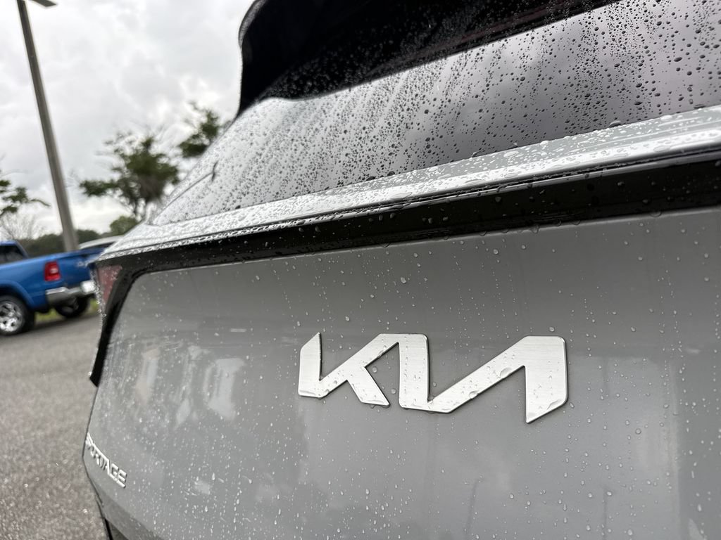 Used 2023 Kia Sportage SX FWD image 6