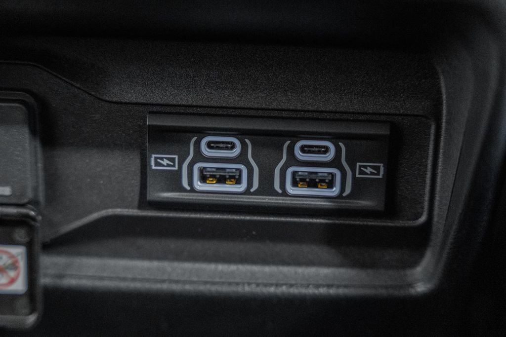 New 2025 Jeep Grand Cherokee Altitude image 31