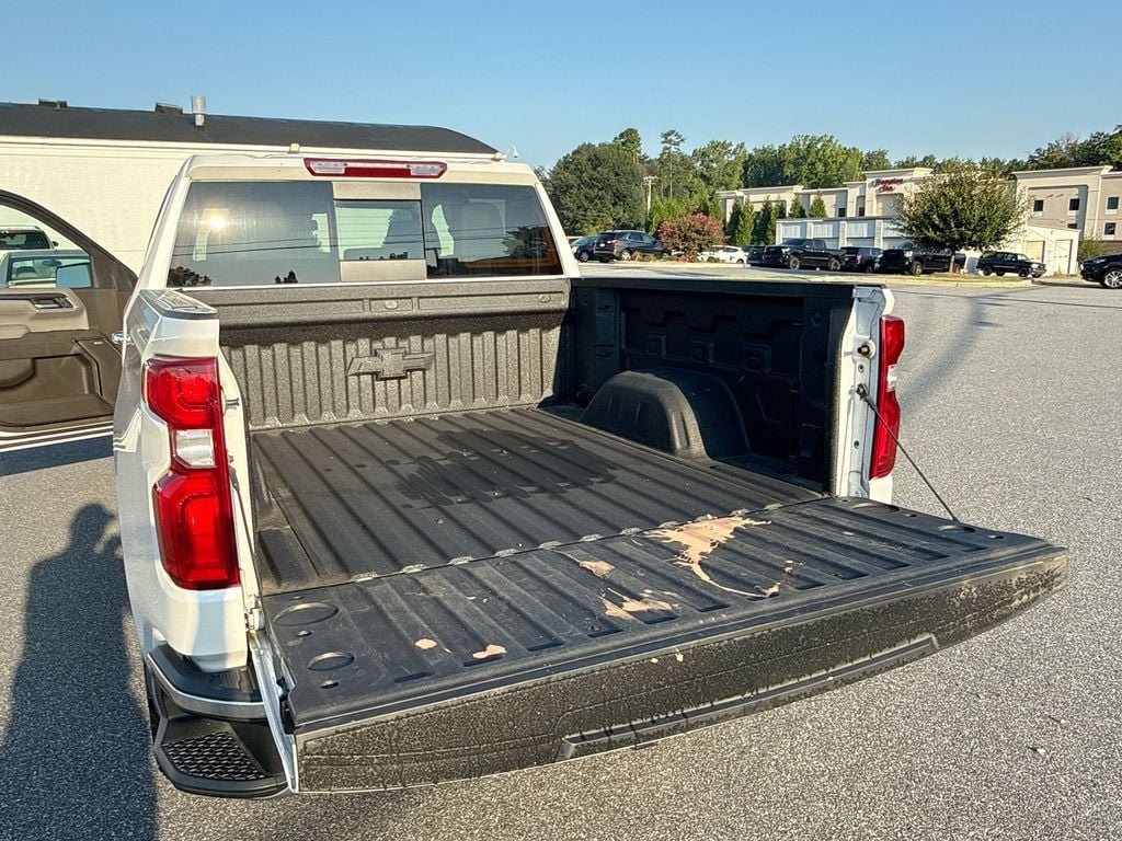 Used 2022 Chevrolet Silverado 1500 LTZ AWD/4WD image 25