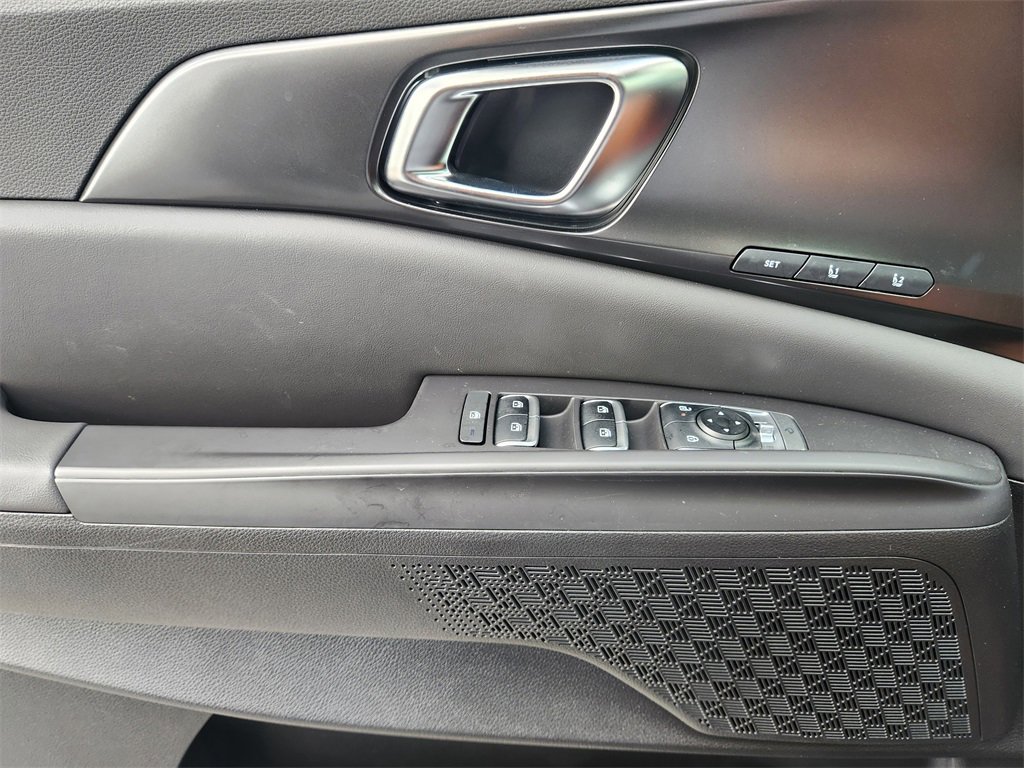 New 2026 Kia Carnival SX image 16