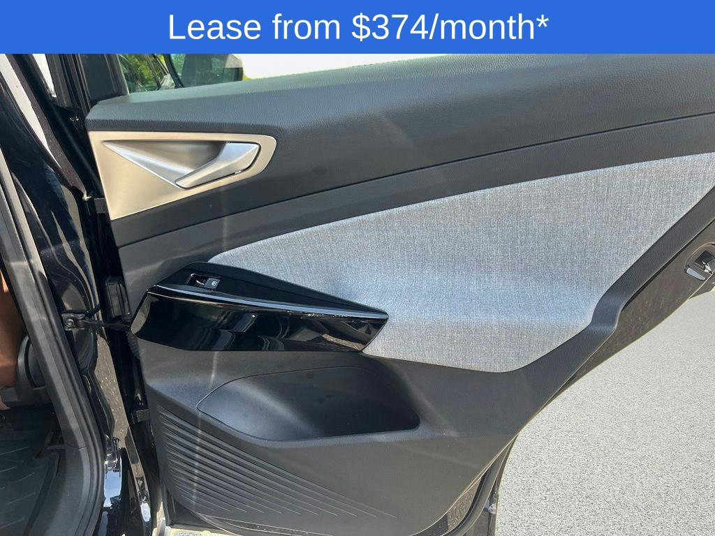 Used 2023 Volkswagen ID.4 Pro AWD/4WD image 19