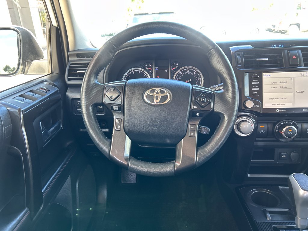 Used 2022 Toyota 4Runner TRD Off-Road AWD/4WD image 13