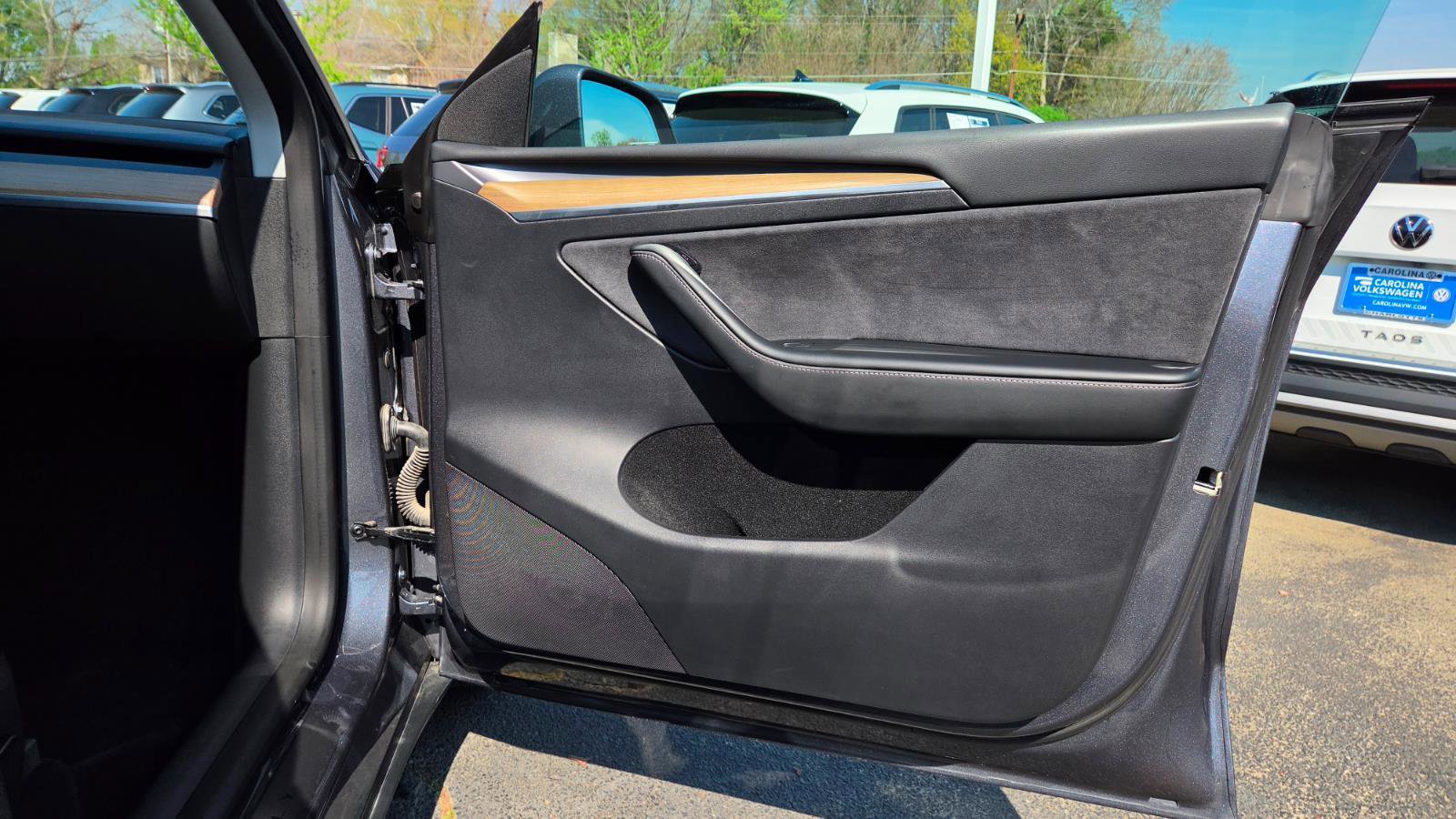 Used 2023 Tesla Model Y Long Range image 47