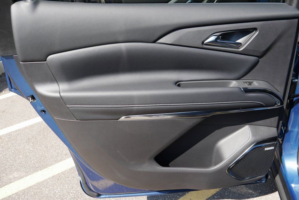 New 2026 Chevrolet Traverse LT w/ Enhanced Driving Package FWD image 31