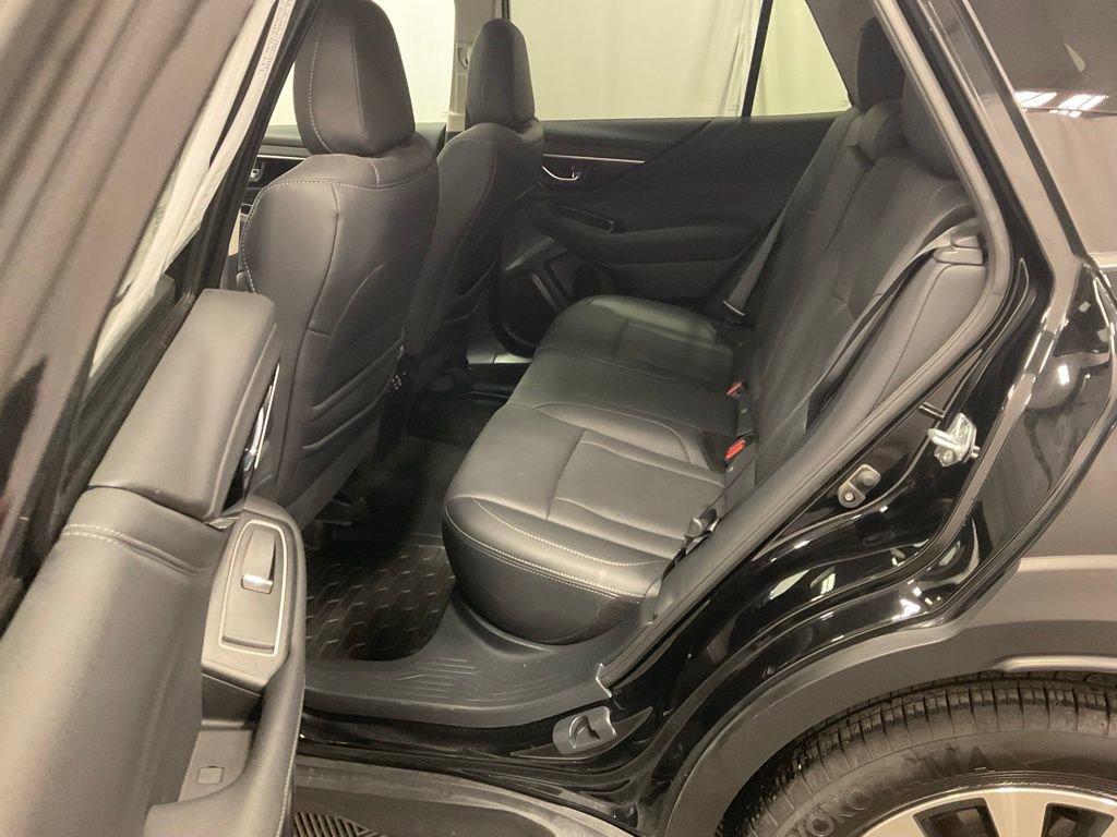 Used 2024 Subaru Outback Limited image 25