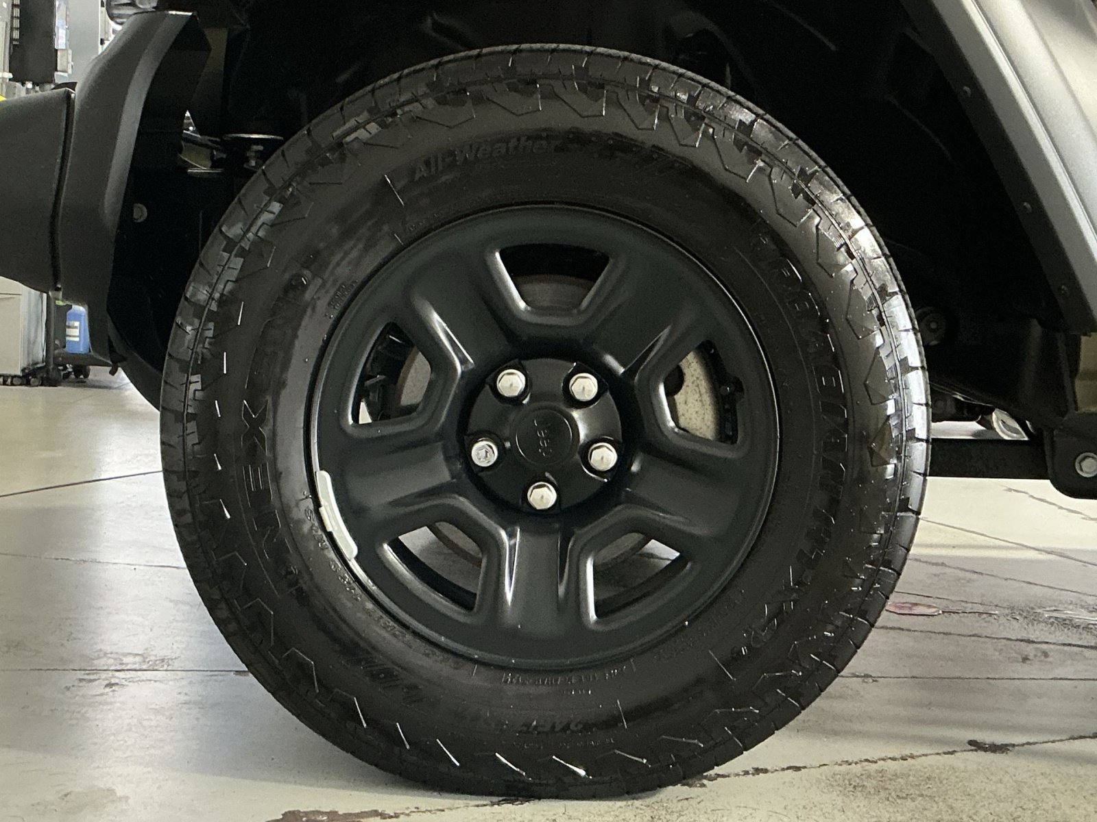 Used 2026 Jeep Wrangler Sport AWD/4WD image 13