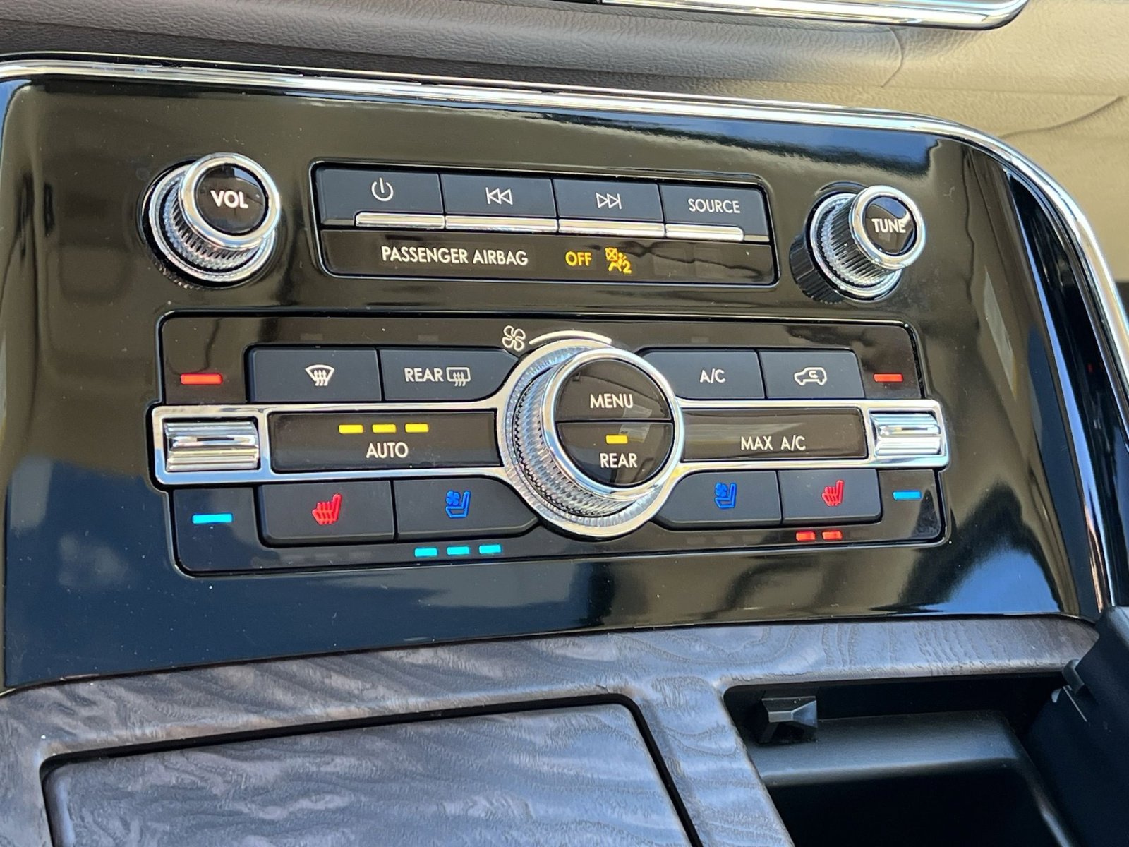 Used 2021 Lincoln Navigator Reserve w/ Luxury Package image 20