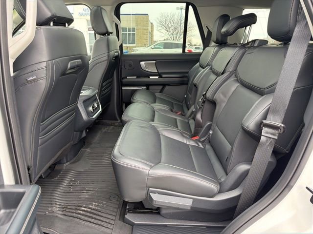 Certified 2025 Ford Expedition Platinum w/ Driver's Package image 18