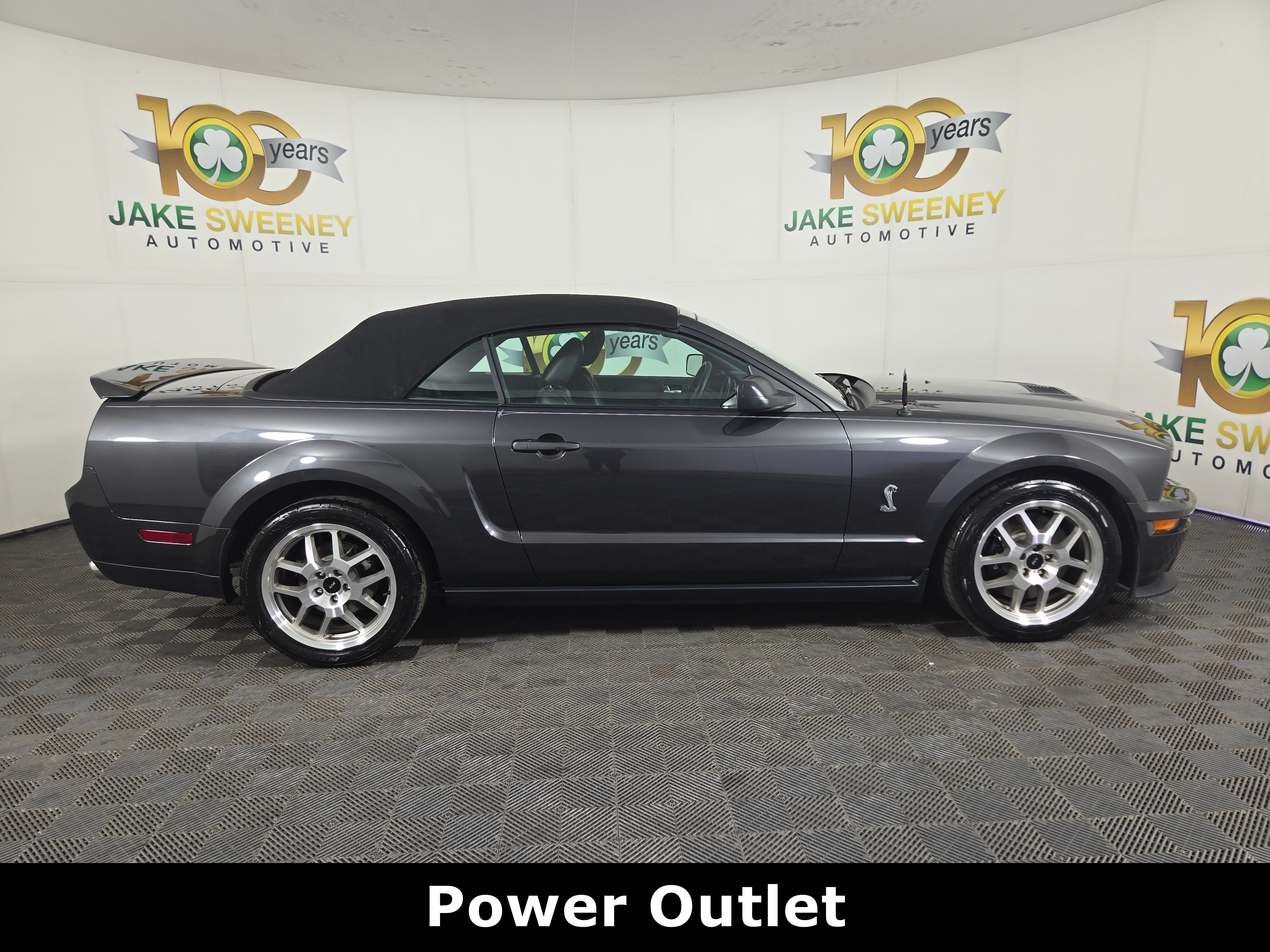 Used 2007 Ford Mustang Shelby GT500 RWD image 10