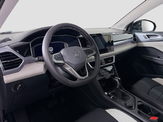 New 2026 Volkswagen Taos SEL AWD/4WD image 9