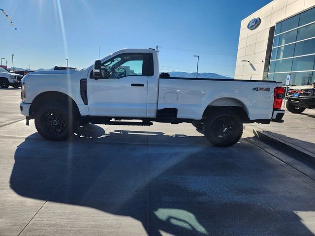 Used 2023 Ford F250 XL w/ STX Appearance Package image 8