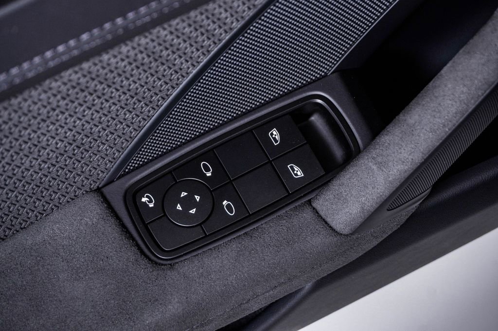 Certified 2025 Porsche 911 Carrera GTS image 31