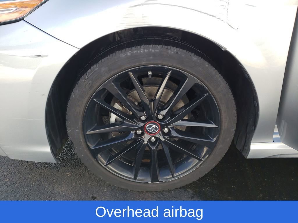 Used 2019 Toyota Camry XSE image 29