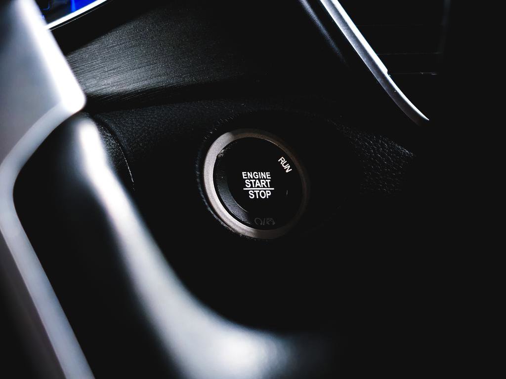 Used 2017 Chrysler 200 Limited Platinum w/ Comfort & Convenience Group image 25